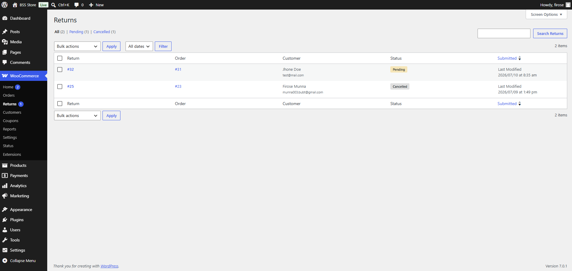 The admin Returns list with every request, its order, customer, and status.