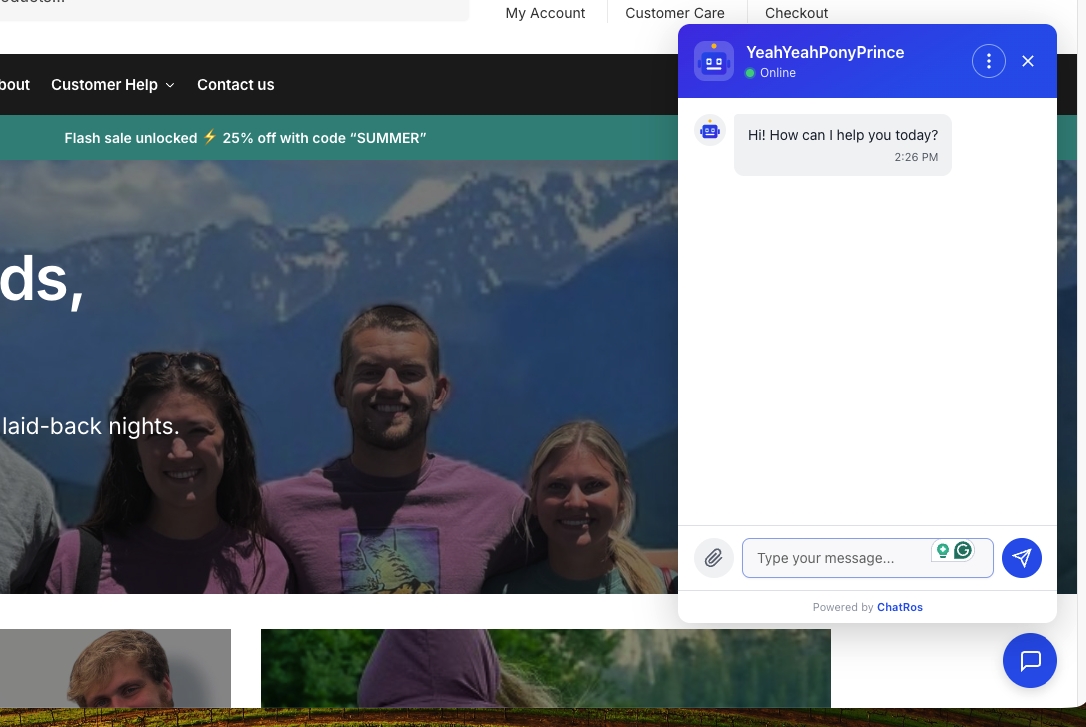 The ChatRos chat widget live on a storefront page.