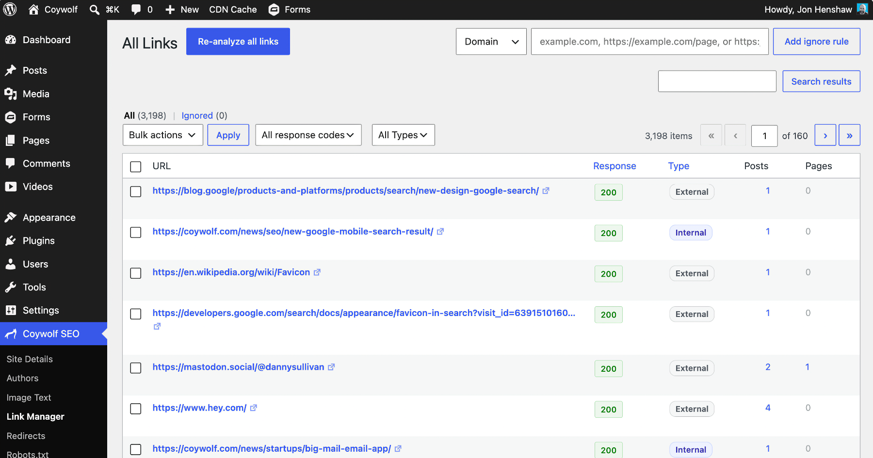 The Link Manager's All Links view, listing every internal and external link with its response code, type, and the number of posts and pages where it appears.