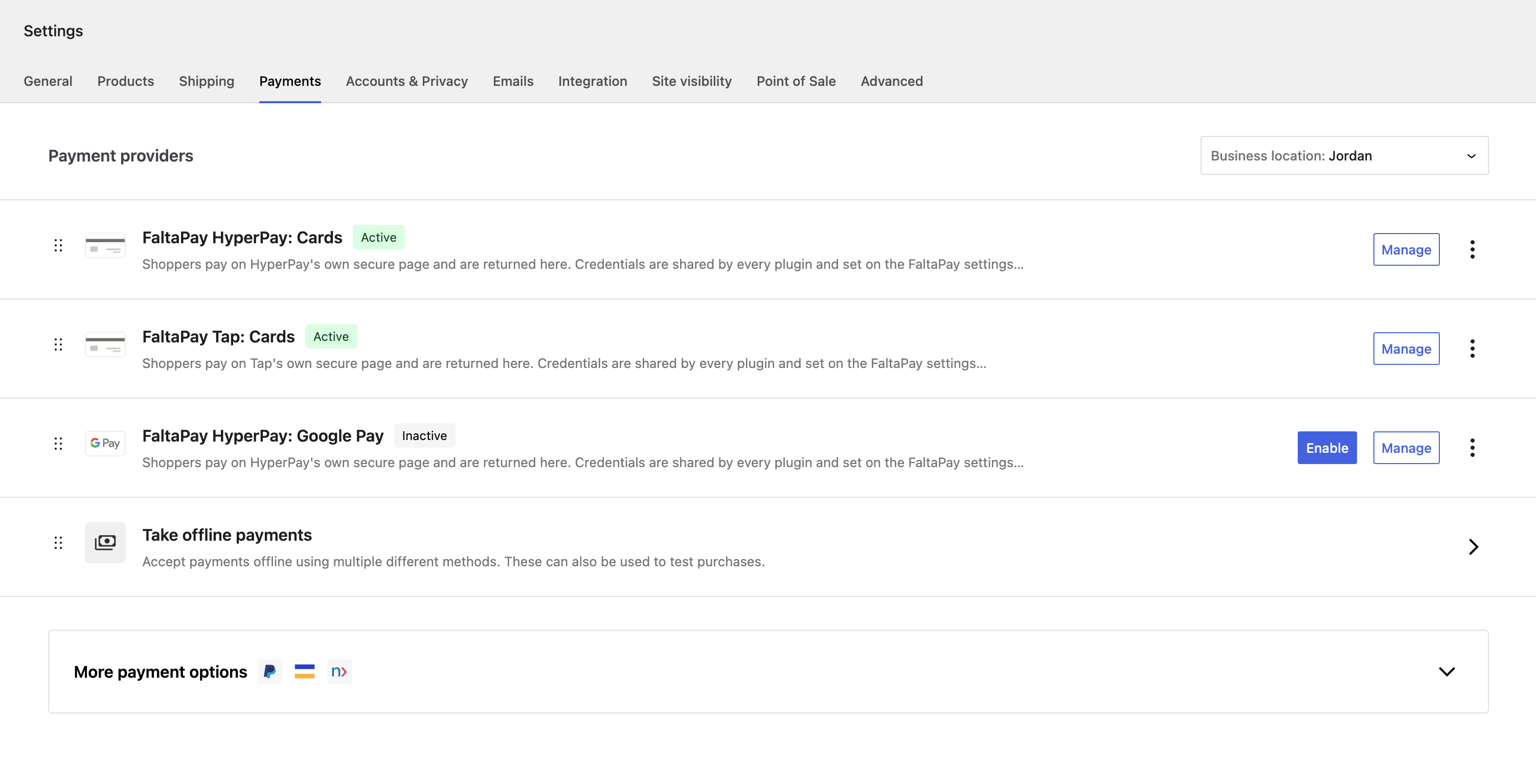 FaltaPay at the WooCommerce payment settings, one row per payment gateway and method.