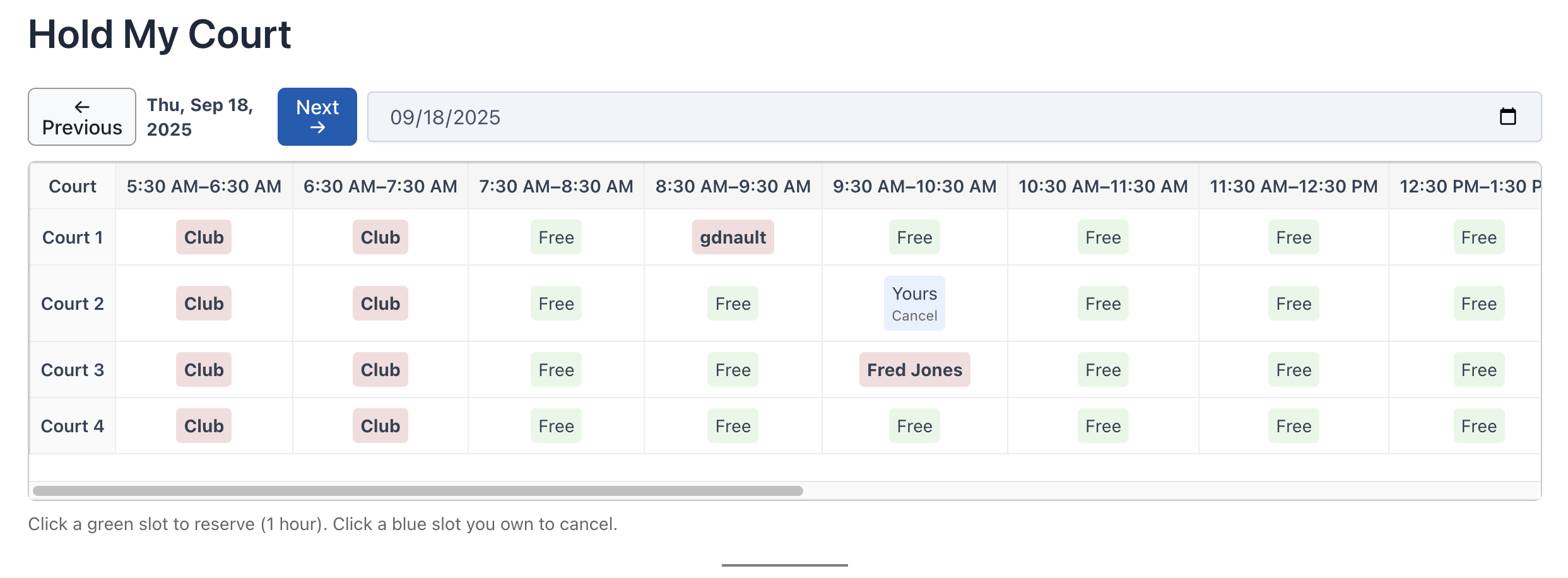 Frontend booking calendar showing available and reserved courts.
