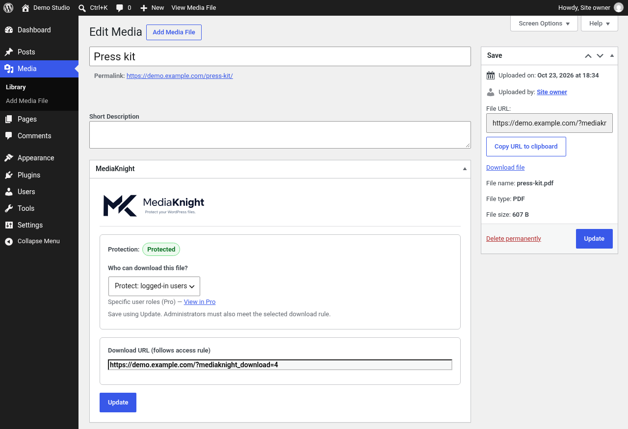 The attachment editor: choose logged-in access for a single file.
