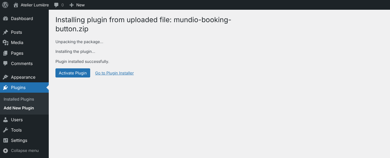 Activate it: the "Mundio Booking" menu appears in the left column.
