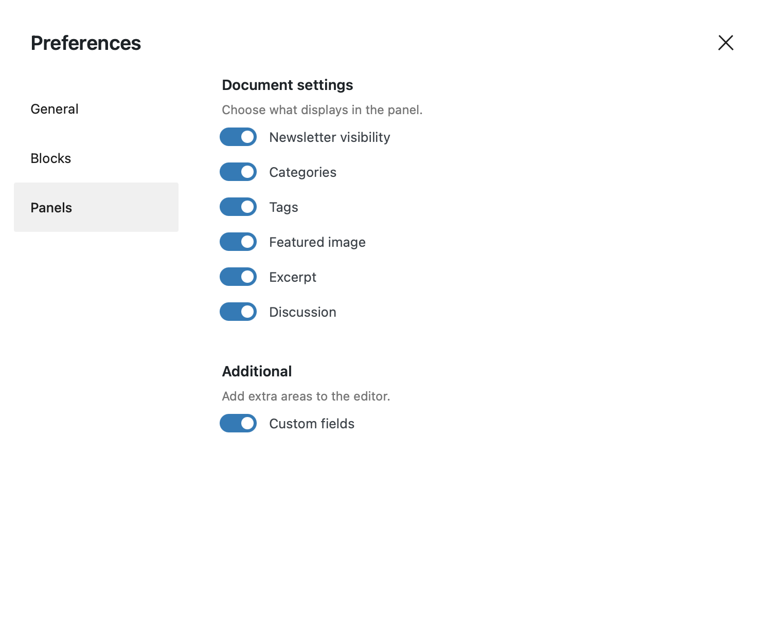 The block editor Settings screen showing the Custom field switch at the bottom